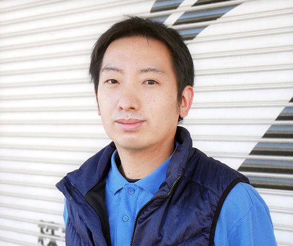尾崎スタッフ
